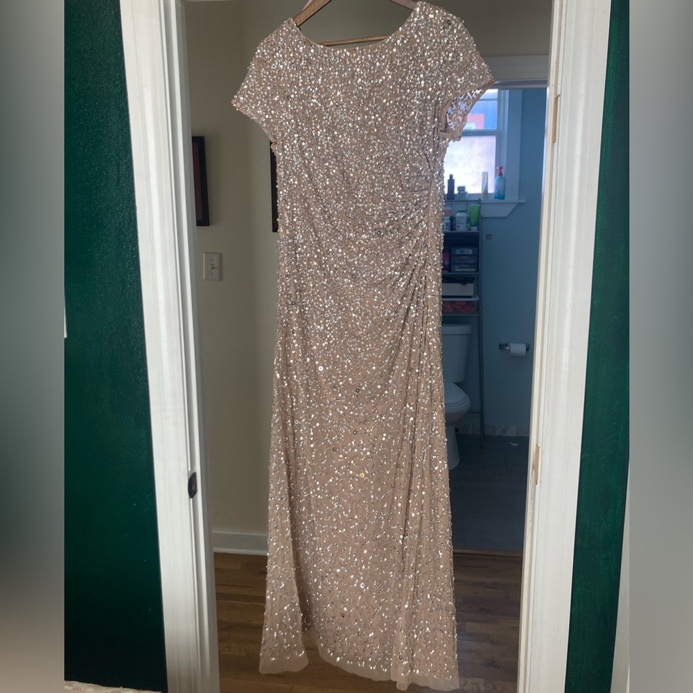 Adrianna Papell sequin gown size 14 champagne color